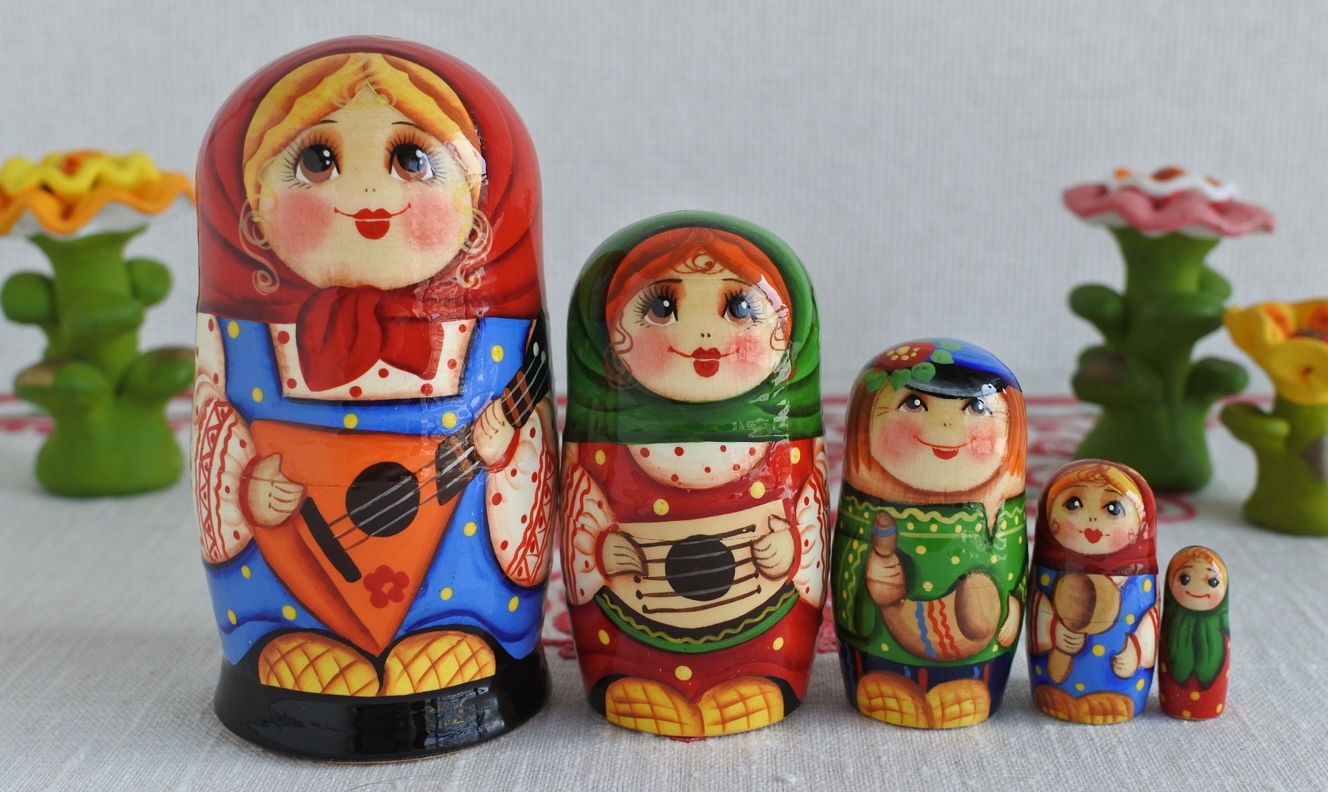 マトリョーシカ ロシアの入れ子人形 ロシア民芸品 ロシア雑貨いりえの