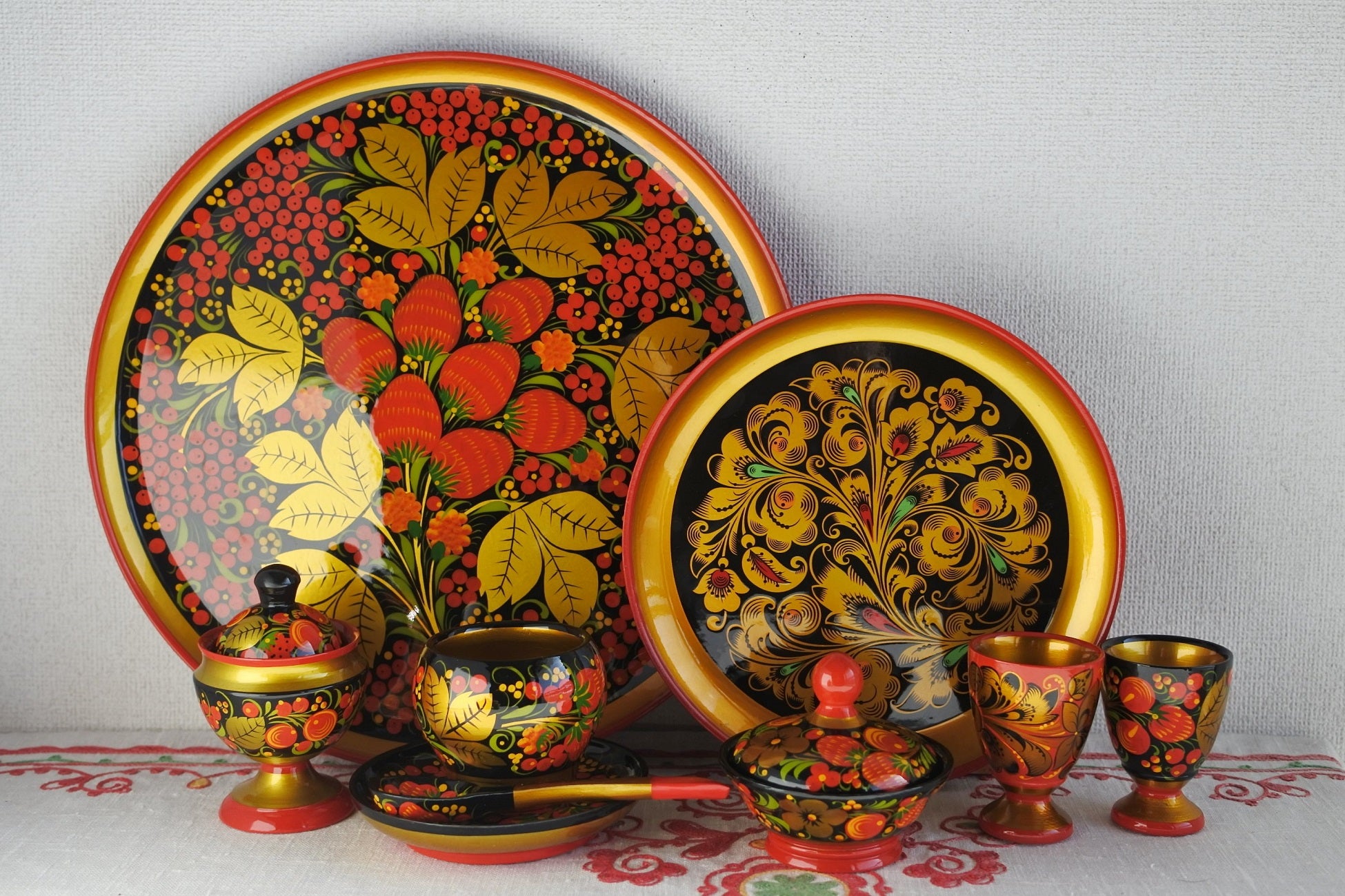 ロシア民芸品 ホフロマ塗 器 木製 食器 ロシア雑貨いりえのほとり 神戸