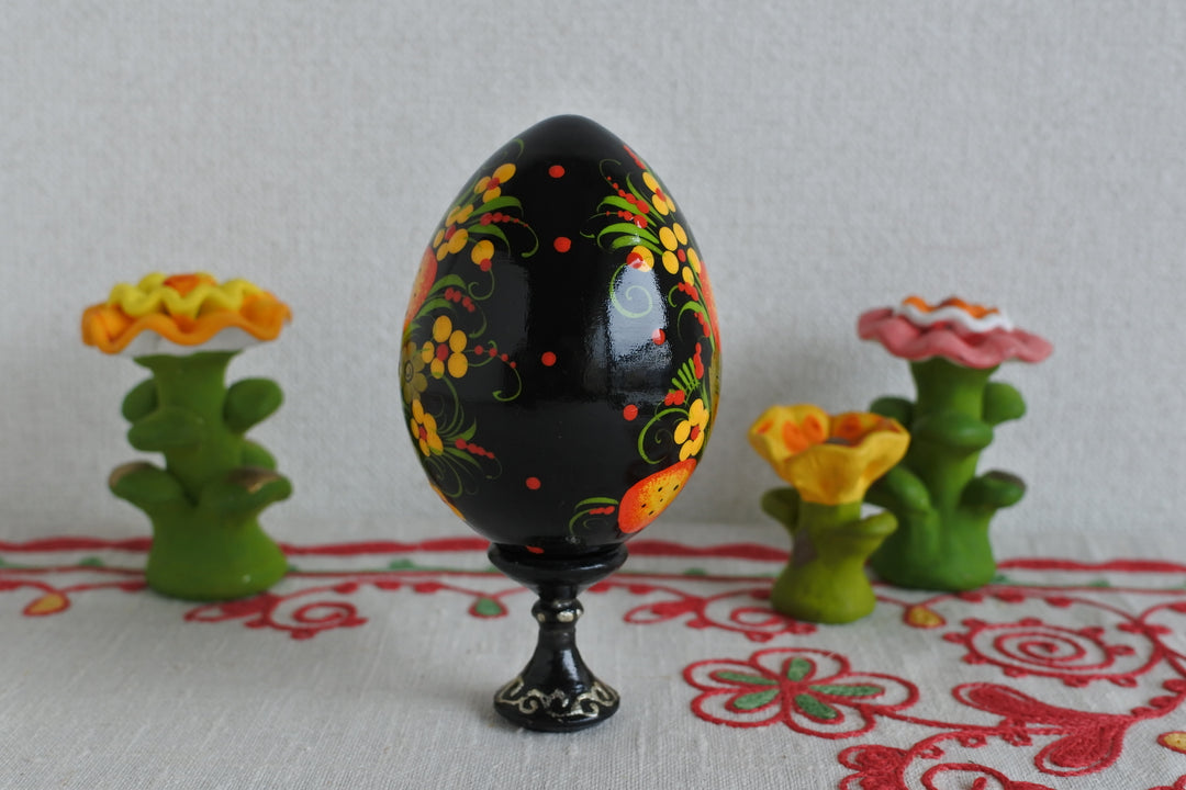 復活祭の卵（スタンド付）　ホフロマベリー