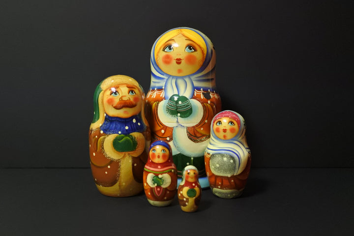 マトリョーシカ 雪の日 5P