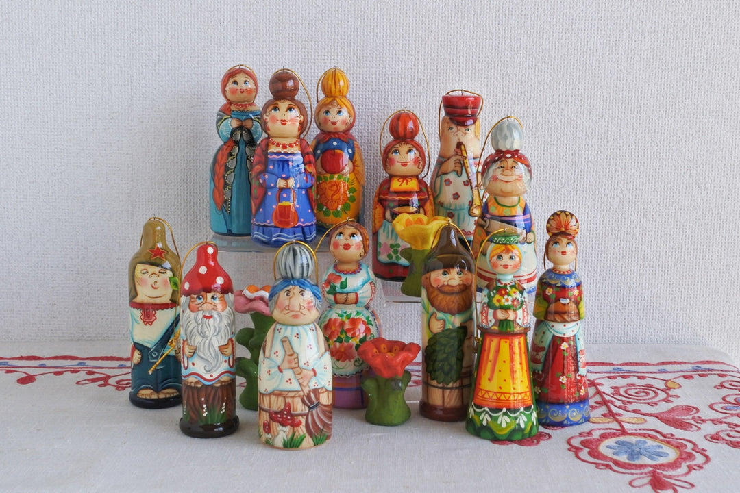 ロシアの民話や文化を感じられる木の人形