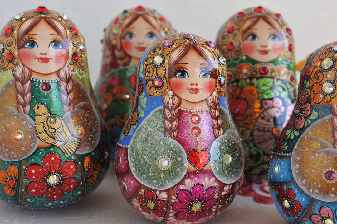 ジュエリーのような起き上がりこぼし