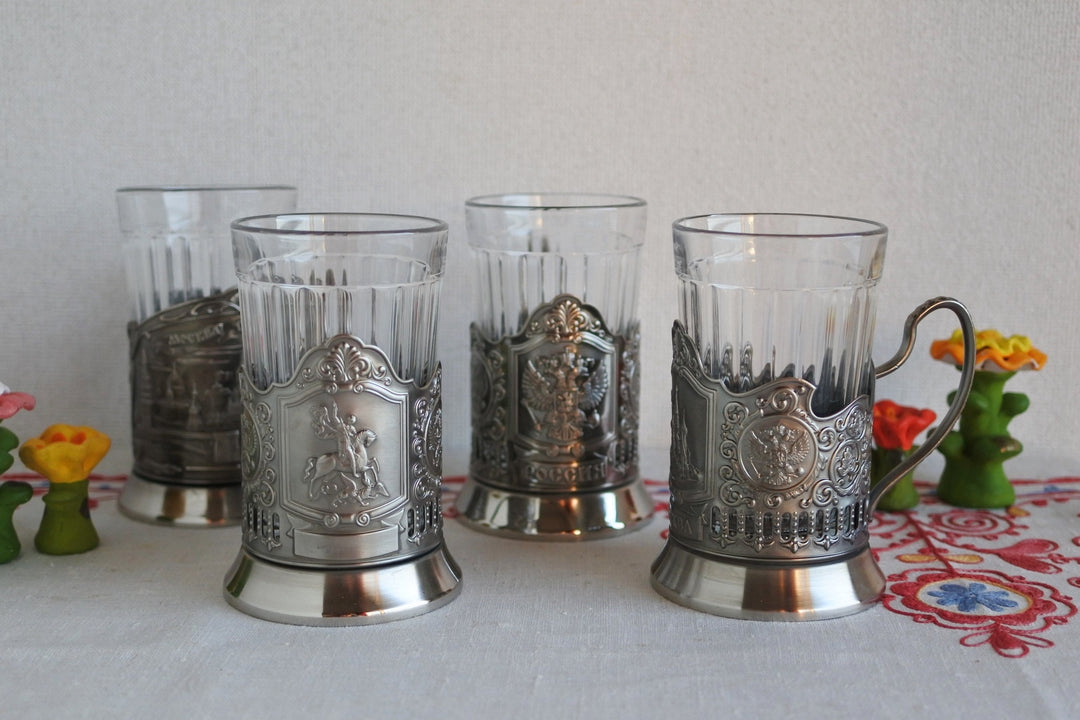 グラスホルダー　ポッドスタカンニク