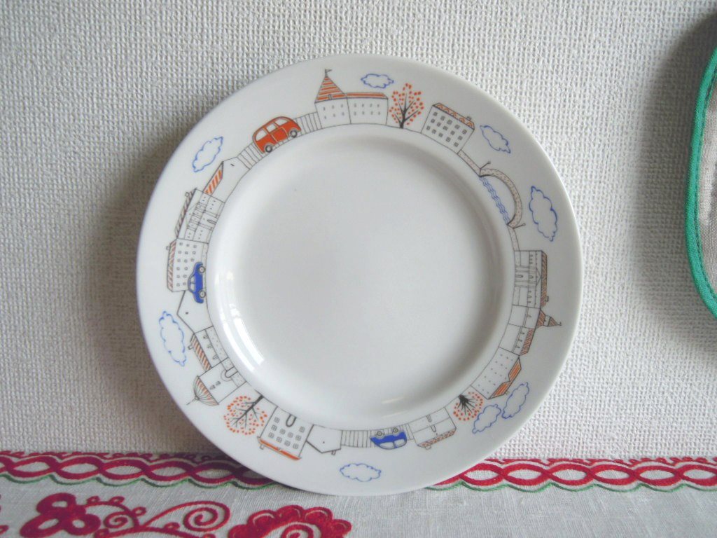 ロモノーソフ陶磁器 KIDSシリーズ「路上のトラ」食器4点セット