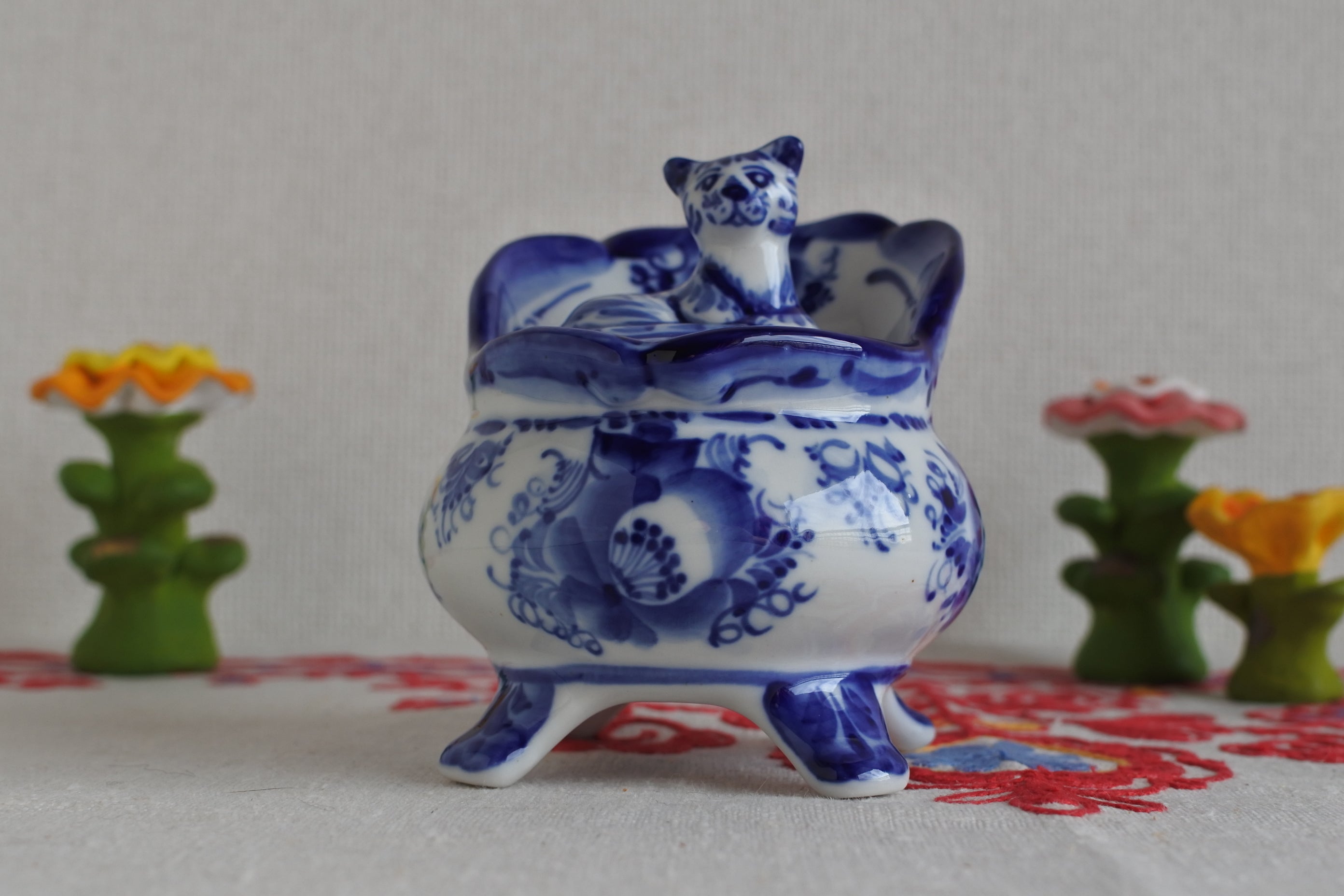 グジェリ陶器 猫の器 ロシア製陶器 小物入れ ロシア雑貨いりえのほとり