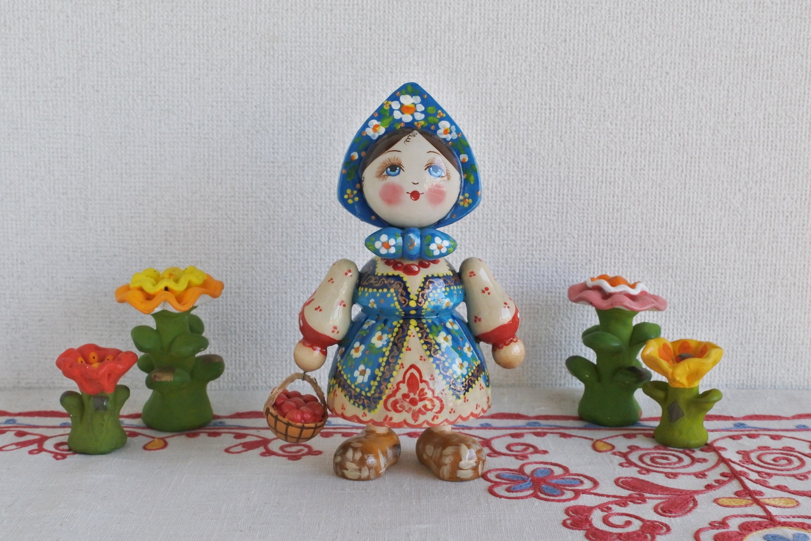 ロシア民芸品 木の人形 マトリョーシカ 動物 ハンドメイド ロシア雑貨