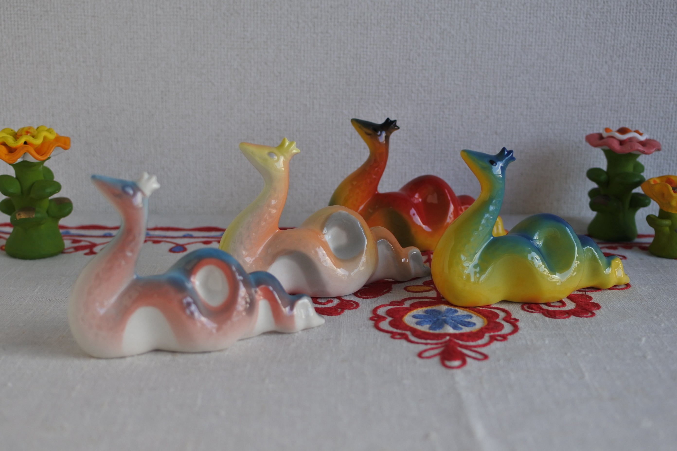 ロシア　ロモノーソフ陶器　2000年　黄金の春　手描き ロシア雑貨いりえのほとり ロモノーソフ陶磁器 – ロシア雑貨 いりえの