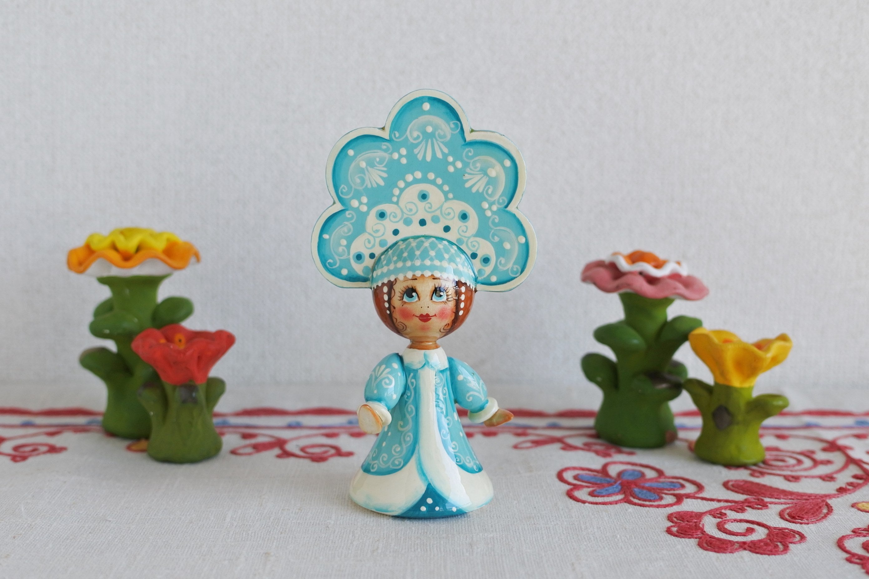 ロシア民芸品 木の人形 マトリョーシカ 動物 ハンドメイド ロシア雑貨