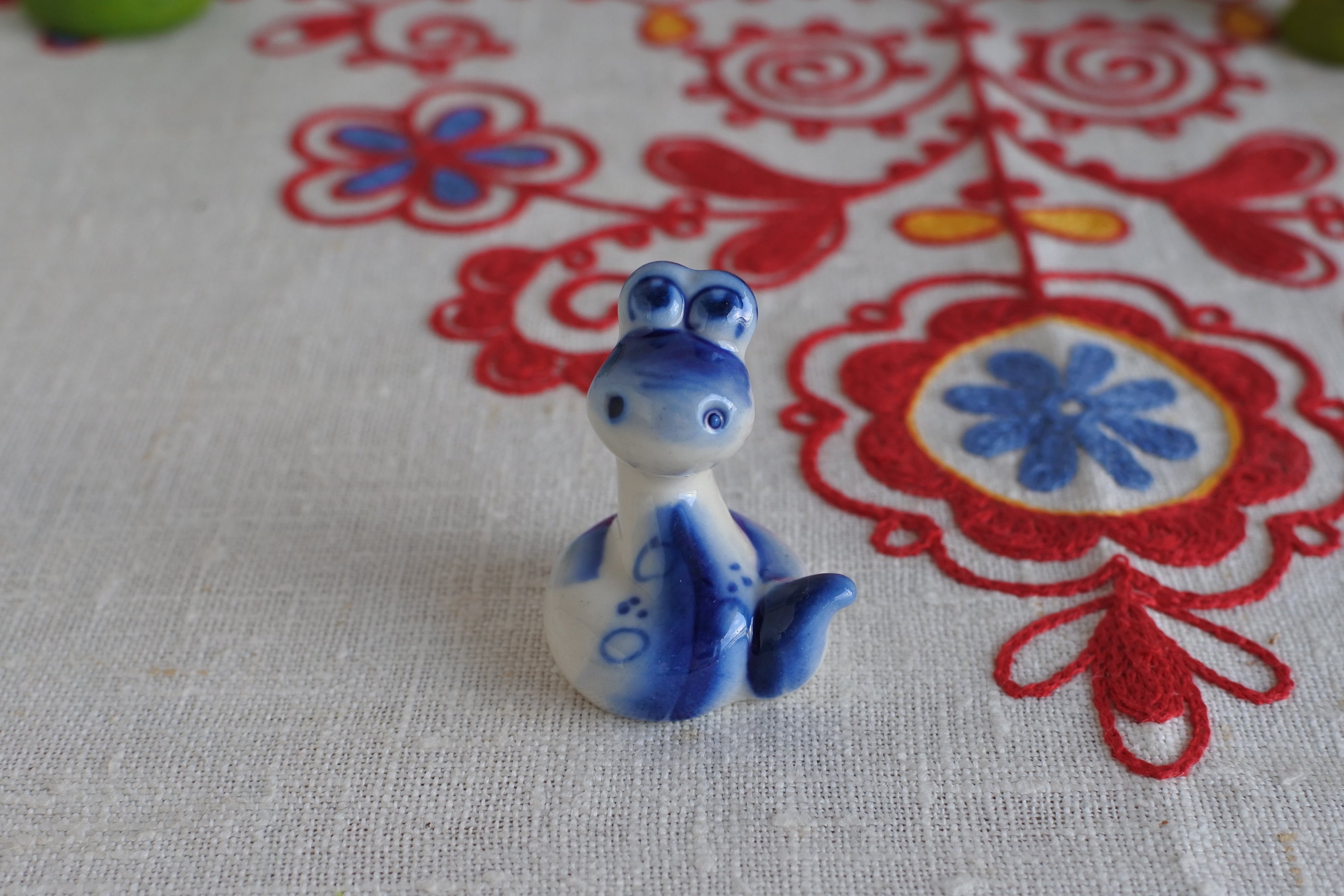 2025年干支 巳年 ヘビ 陶器人形 ロシア民芸品 ロシア雑貨いりえの