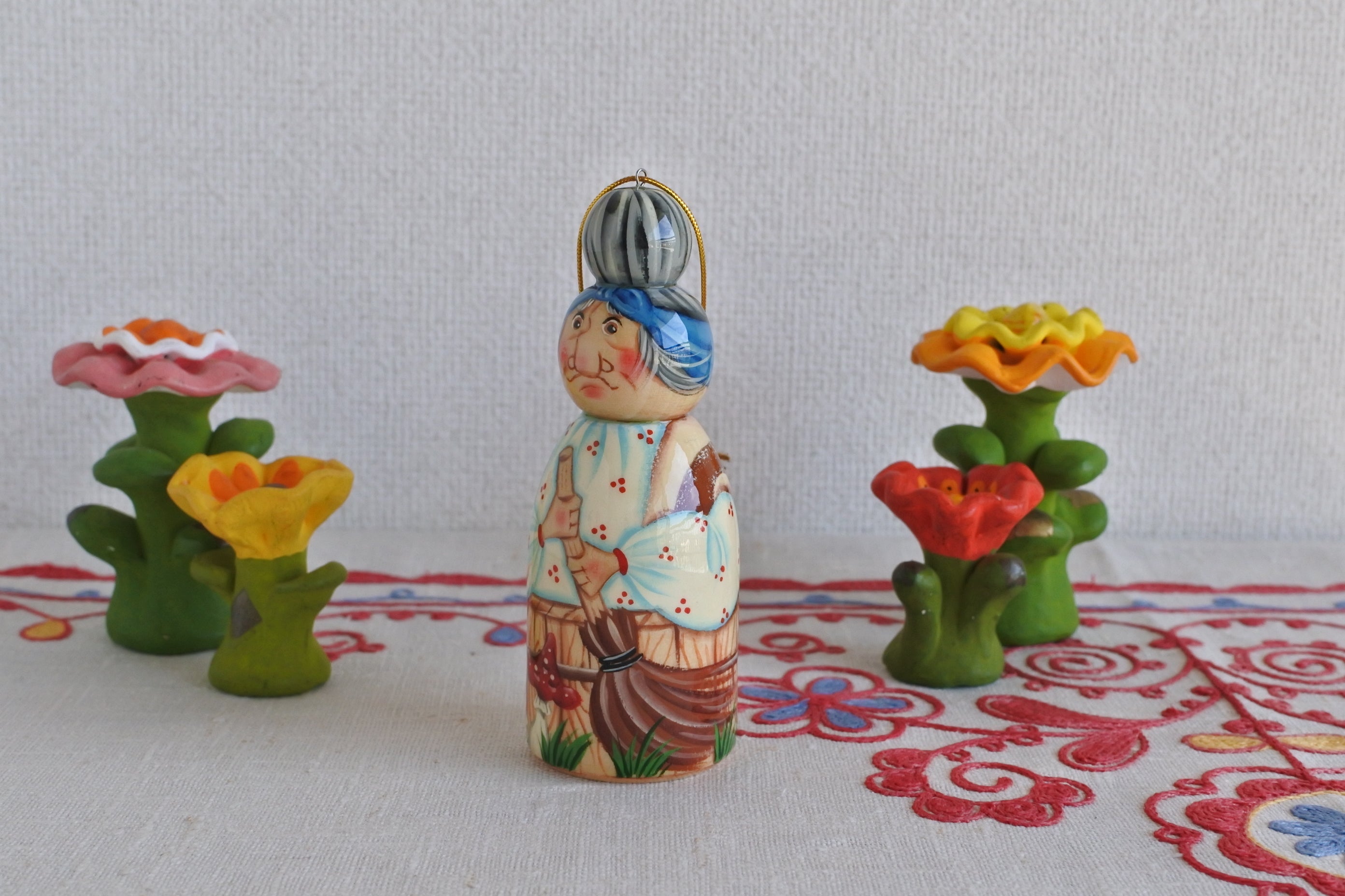 ロシア民芸品 木の人形 マトリョーシカ 動物 ハンドメイド ロシア雑貨