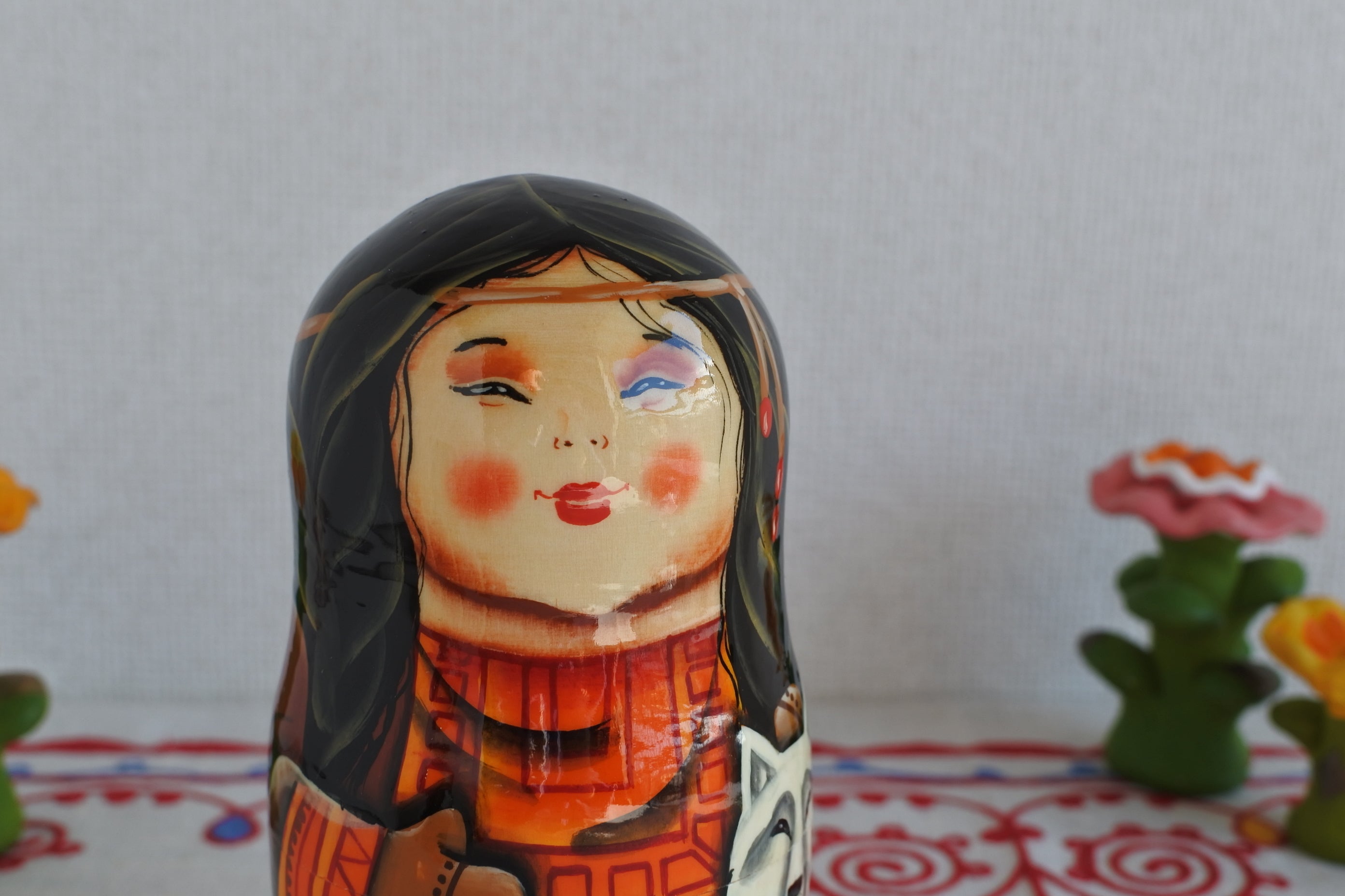 マトリョーシカ ナナイ族 3ピース ロシア民芸品 木製人形 ロシア雑貨