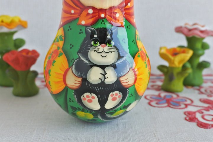 起き上がりこぼし♪　黒猫のチグラーシャ