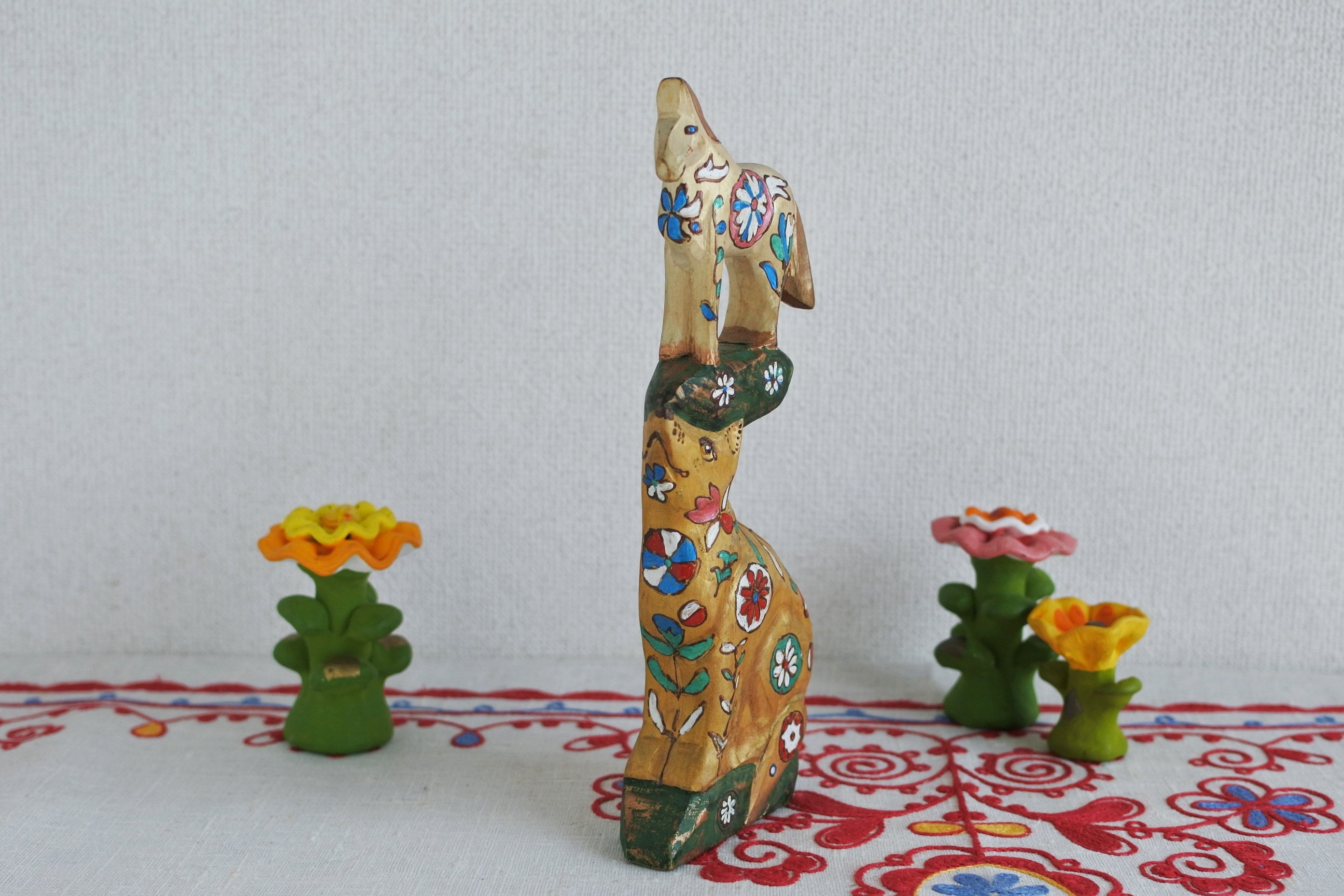 木製馬車 手彫り人形付き Amazon.co.jp: UGEARS メカニカル木製3Dパズル 駅馬車モデル 組み立て