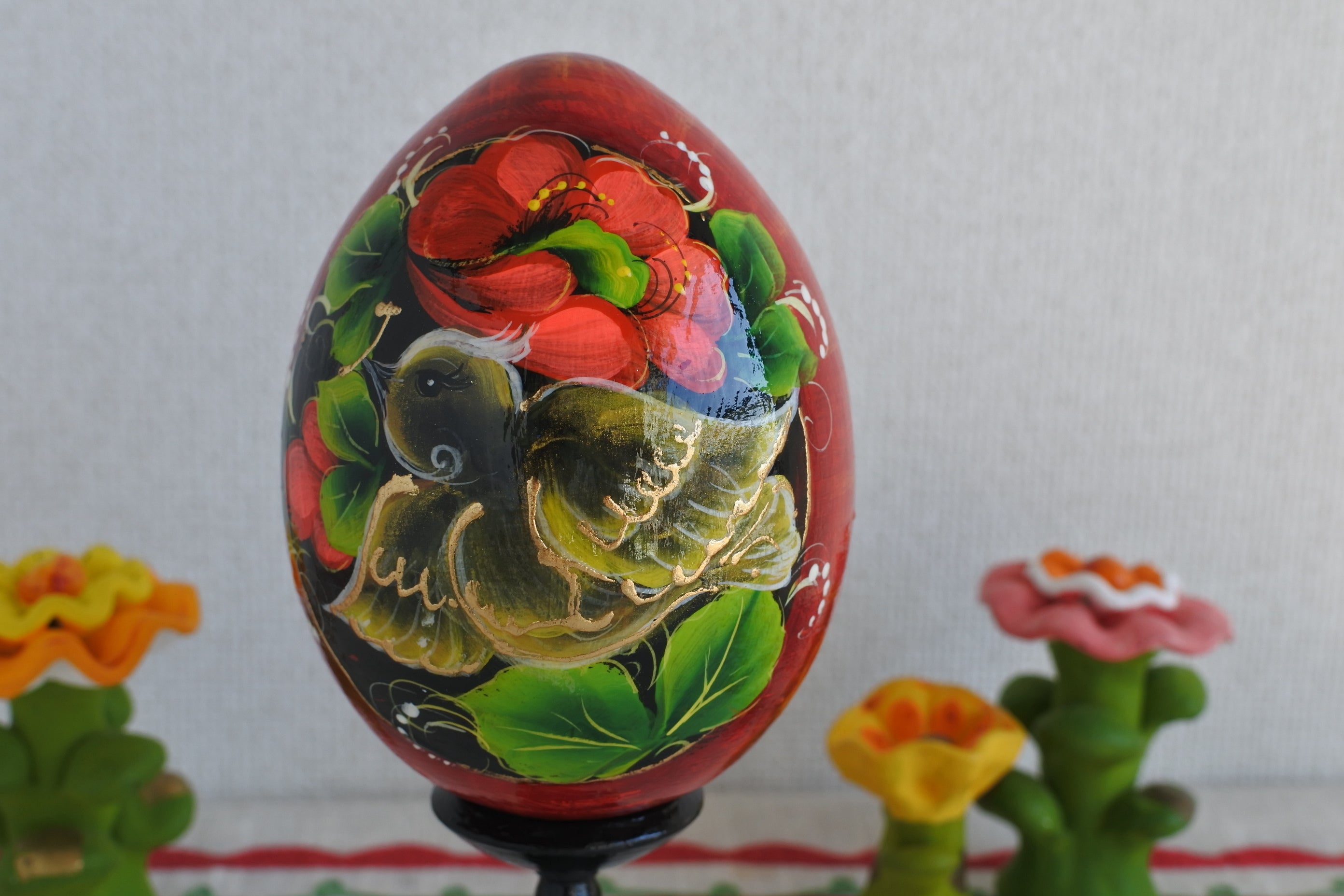 復活祭の卵 ハチドリと赤い花 スタンド付き ロシア正教 復活大祭