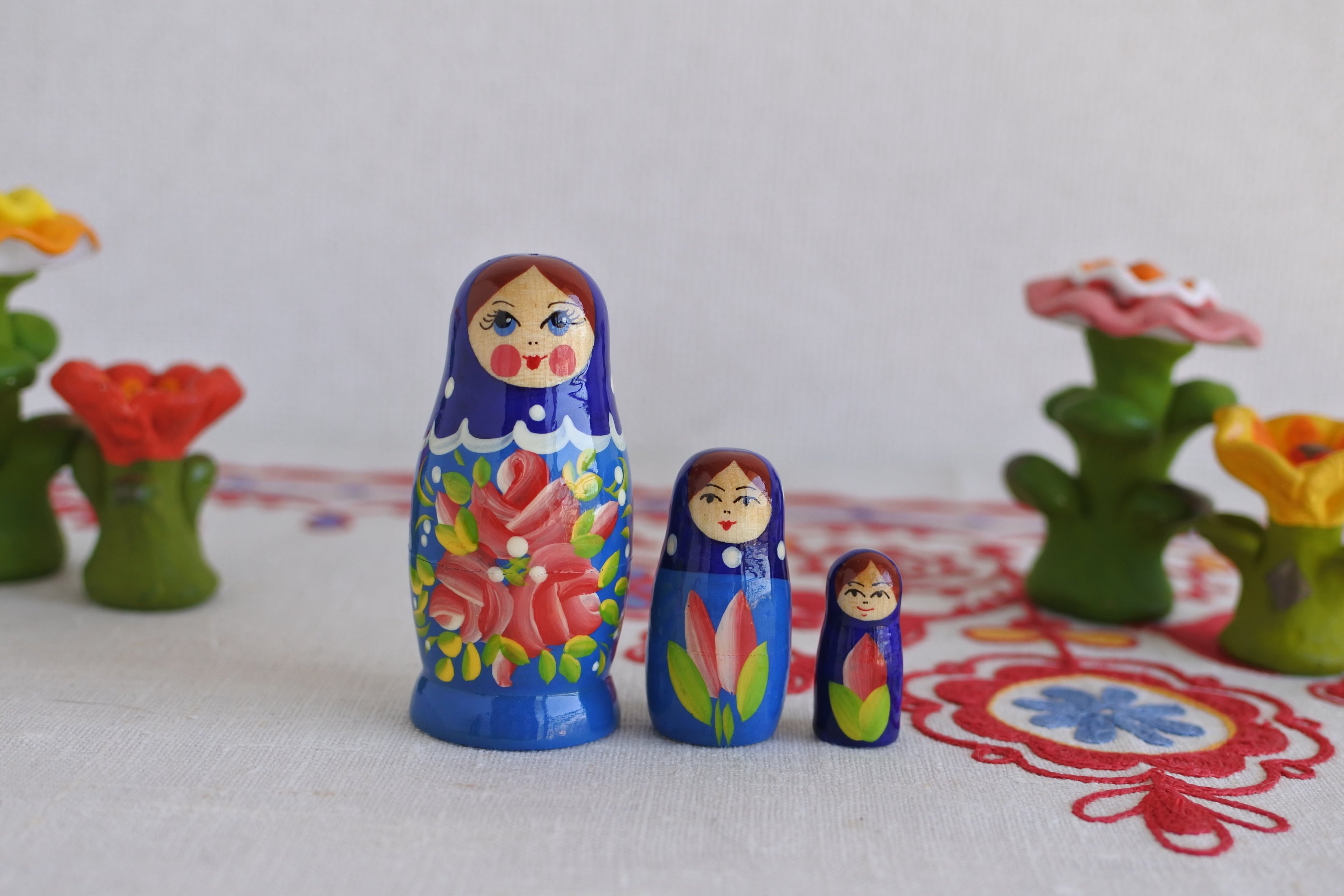 ロシア雑貨☆民話マトリョーシカ『テレモーク』小さなおうち(7P）マルガリータ新作 ロシア雑貨☆お家型マトリョーシカ民話『テレモーク』小さな