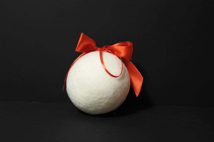 ウールのクリスマスボール　アルハンゲリスク　メゼーニの馬　