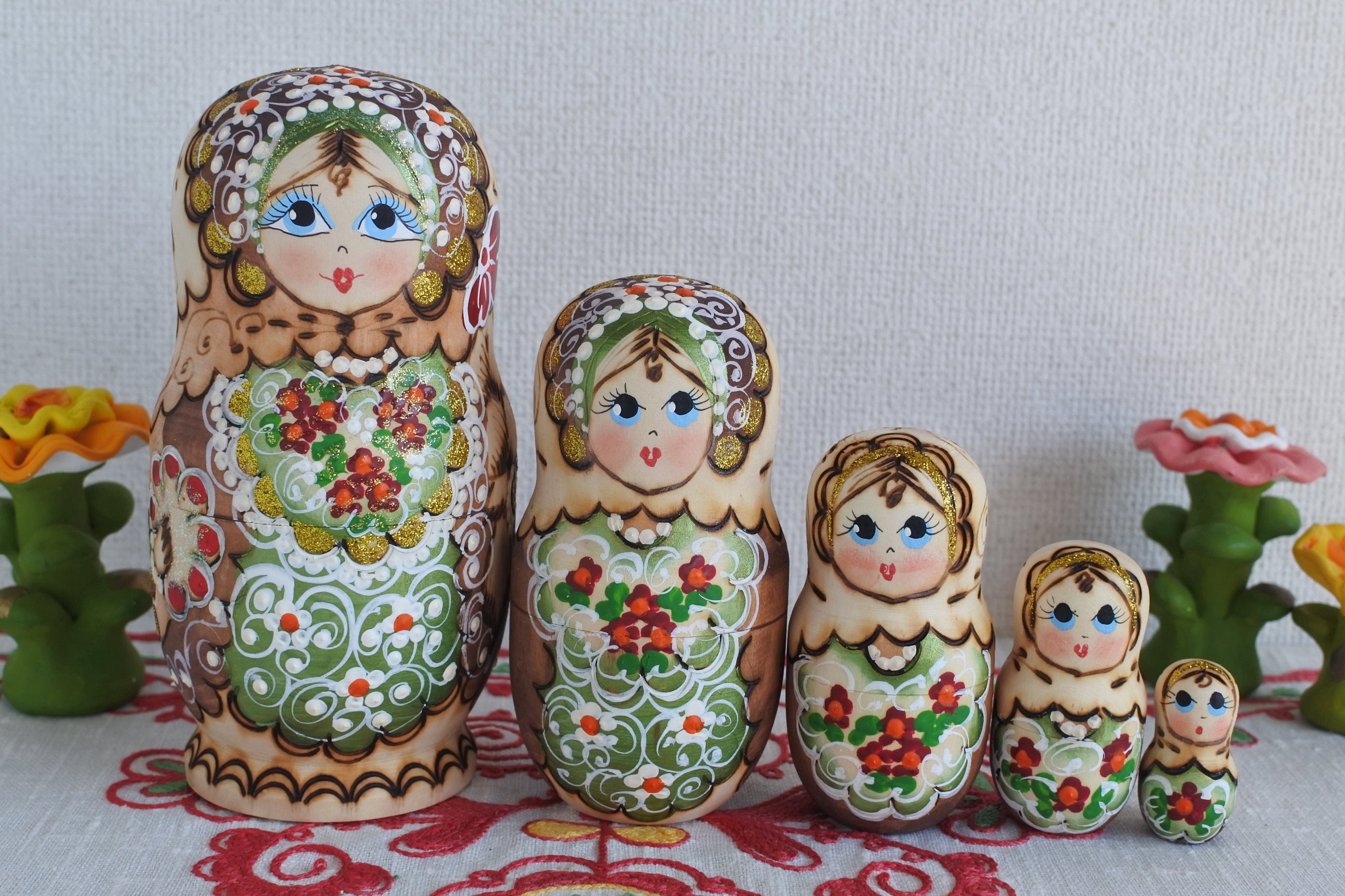 マトリョーシカ ロシアの入れ子人形 ロシア民芸品 ロシア雑貨い