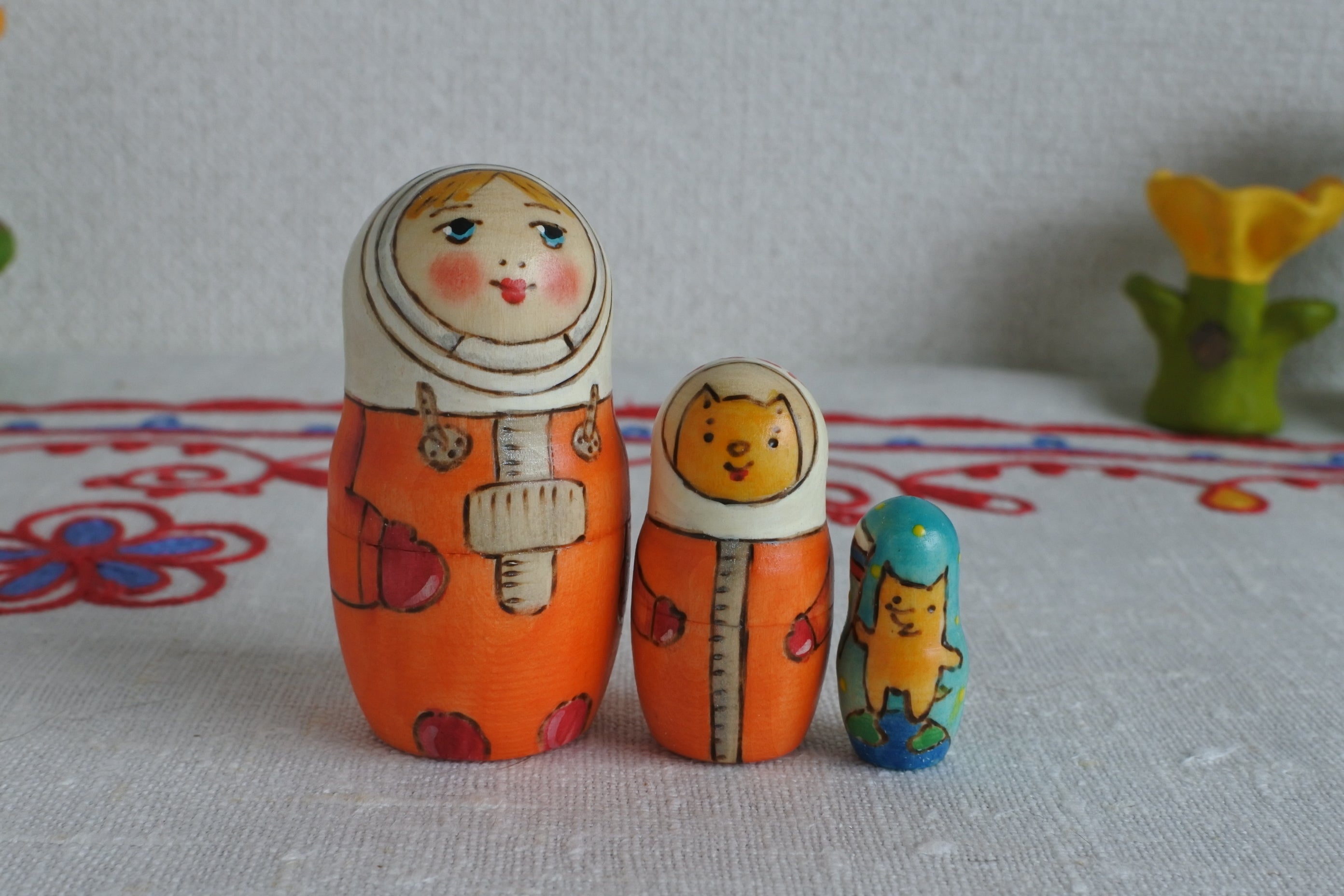 リューバ・ブジキナのマトリョーシカ 宇宙飛行士 5ピース 作家