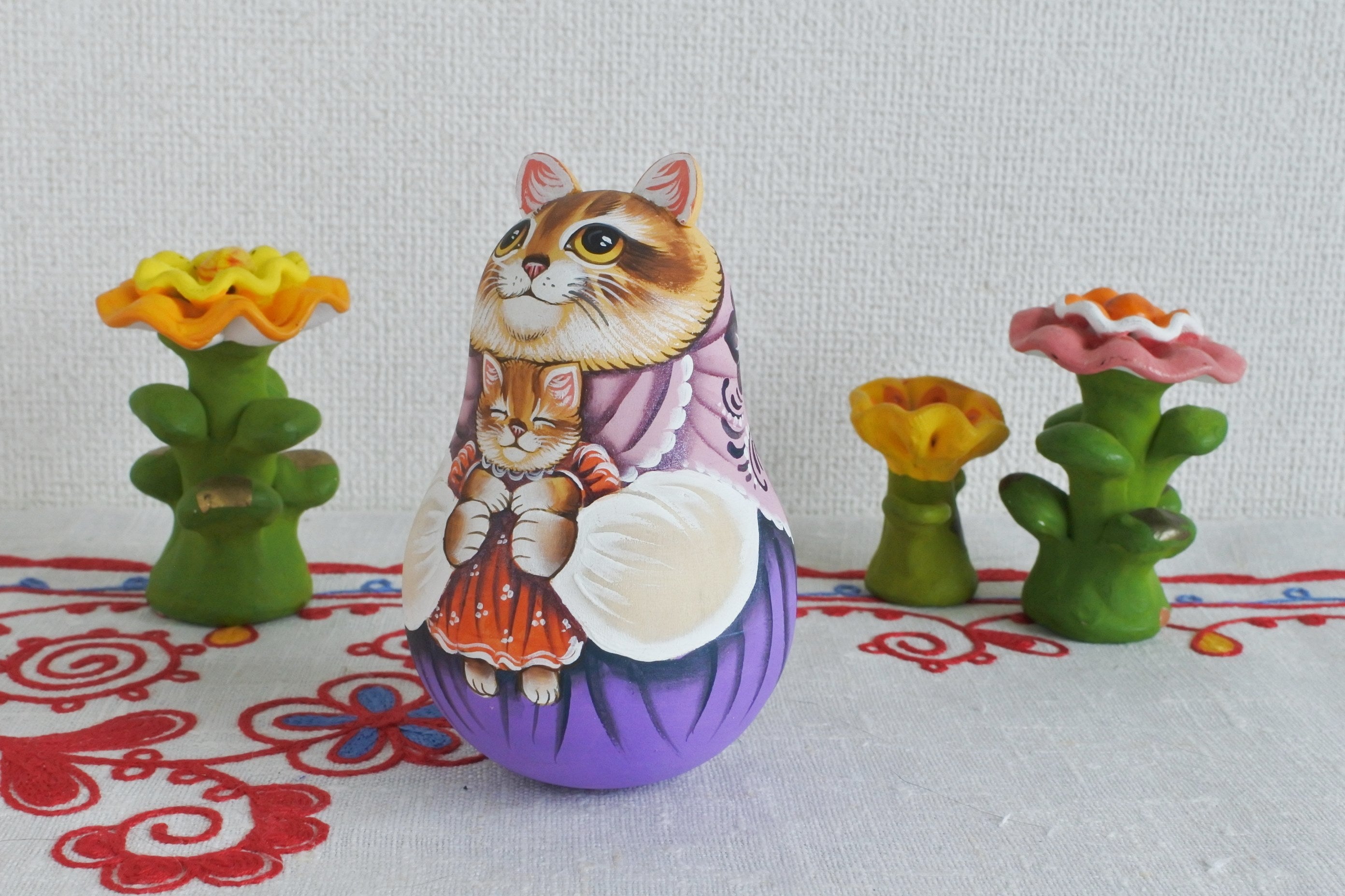 マリア・リューチコワの猫の起き上がりこぼし 茶トラ 作家もの ロシア