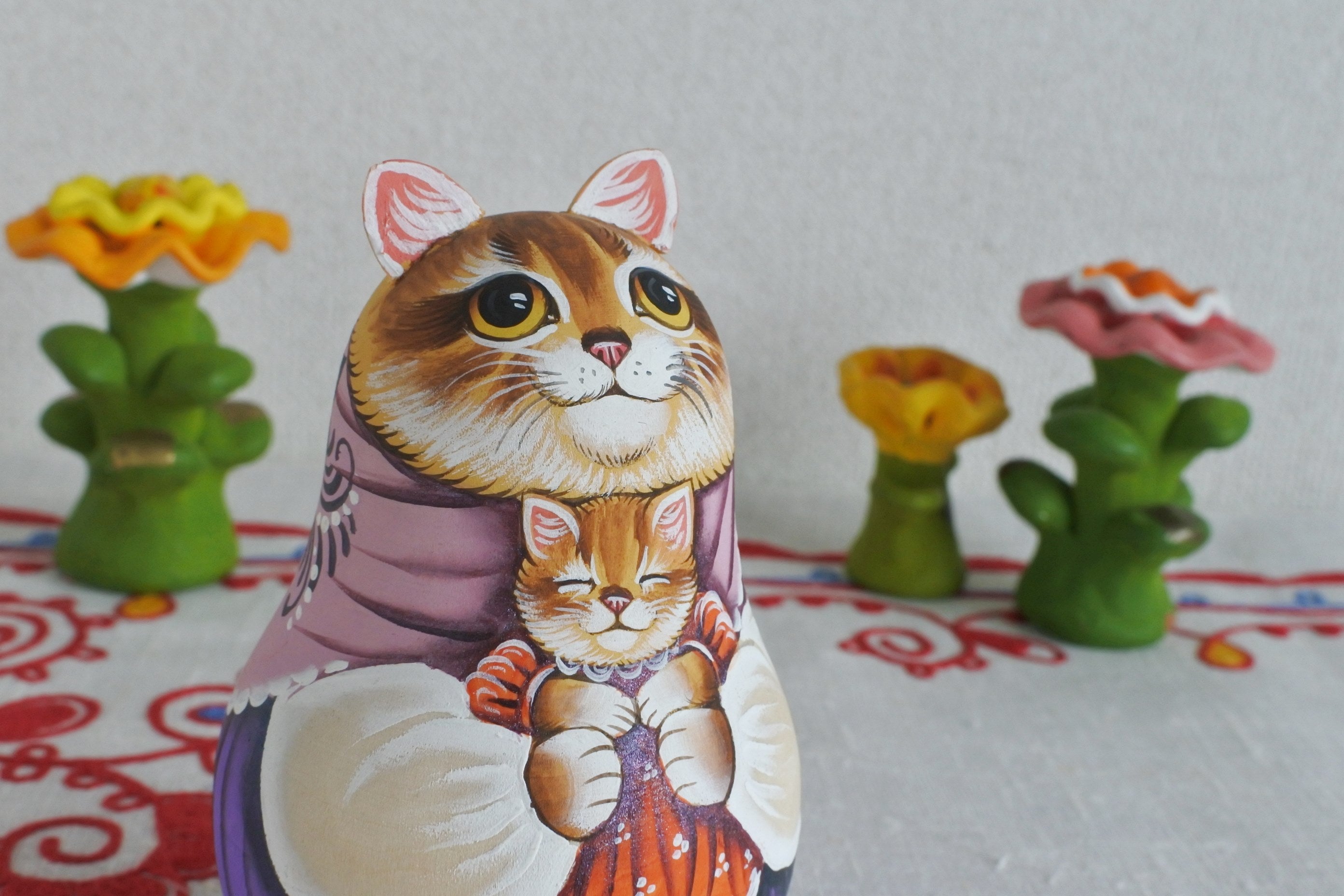 マリア・リューチコワの猫の起き上がりこぼし 茶トラ 作家もの ロシア