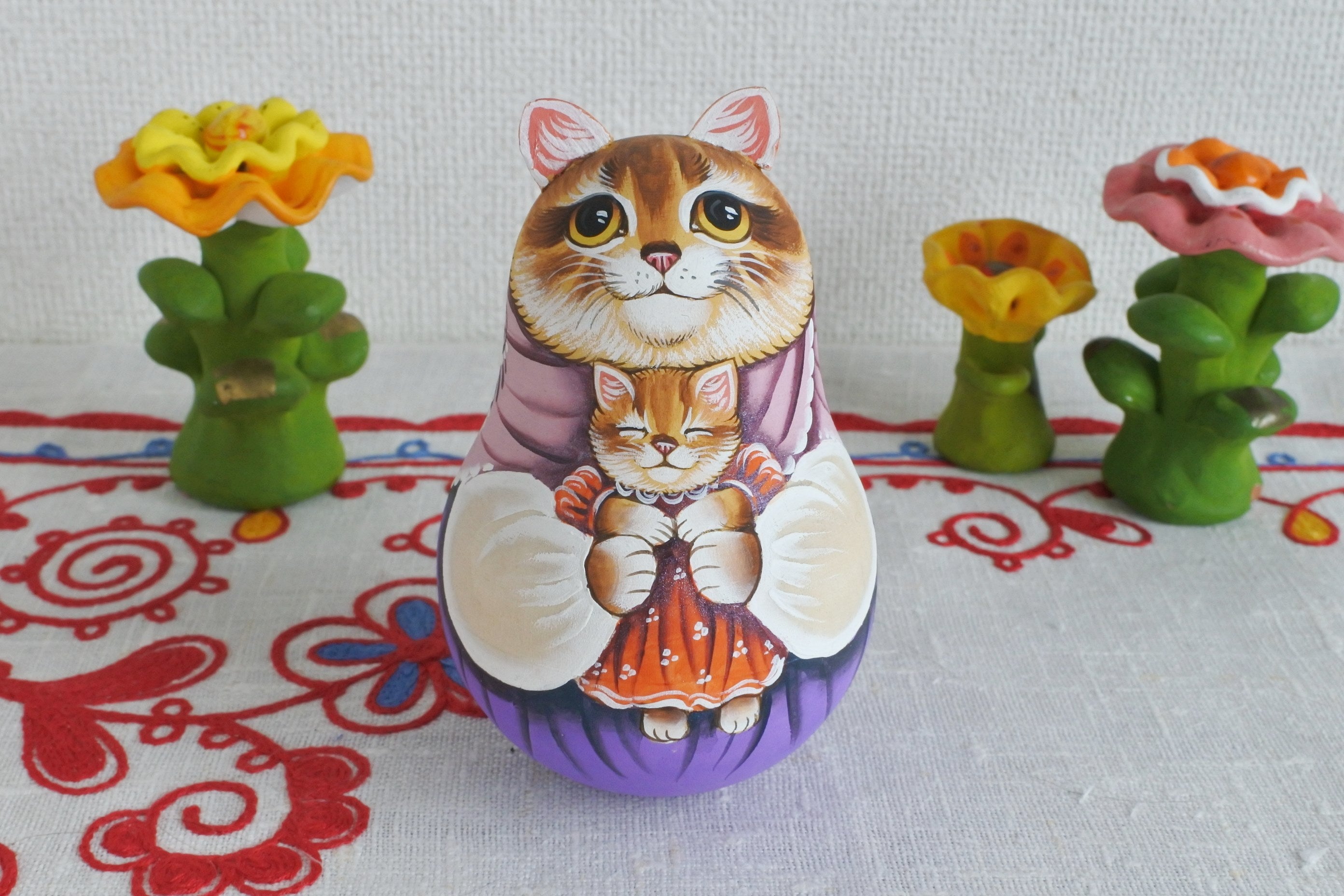 マリア・リューチコワの猫の起き上がりこぼし 茶トラ 作家もの ロシア