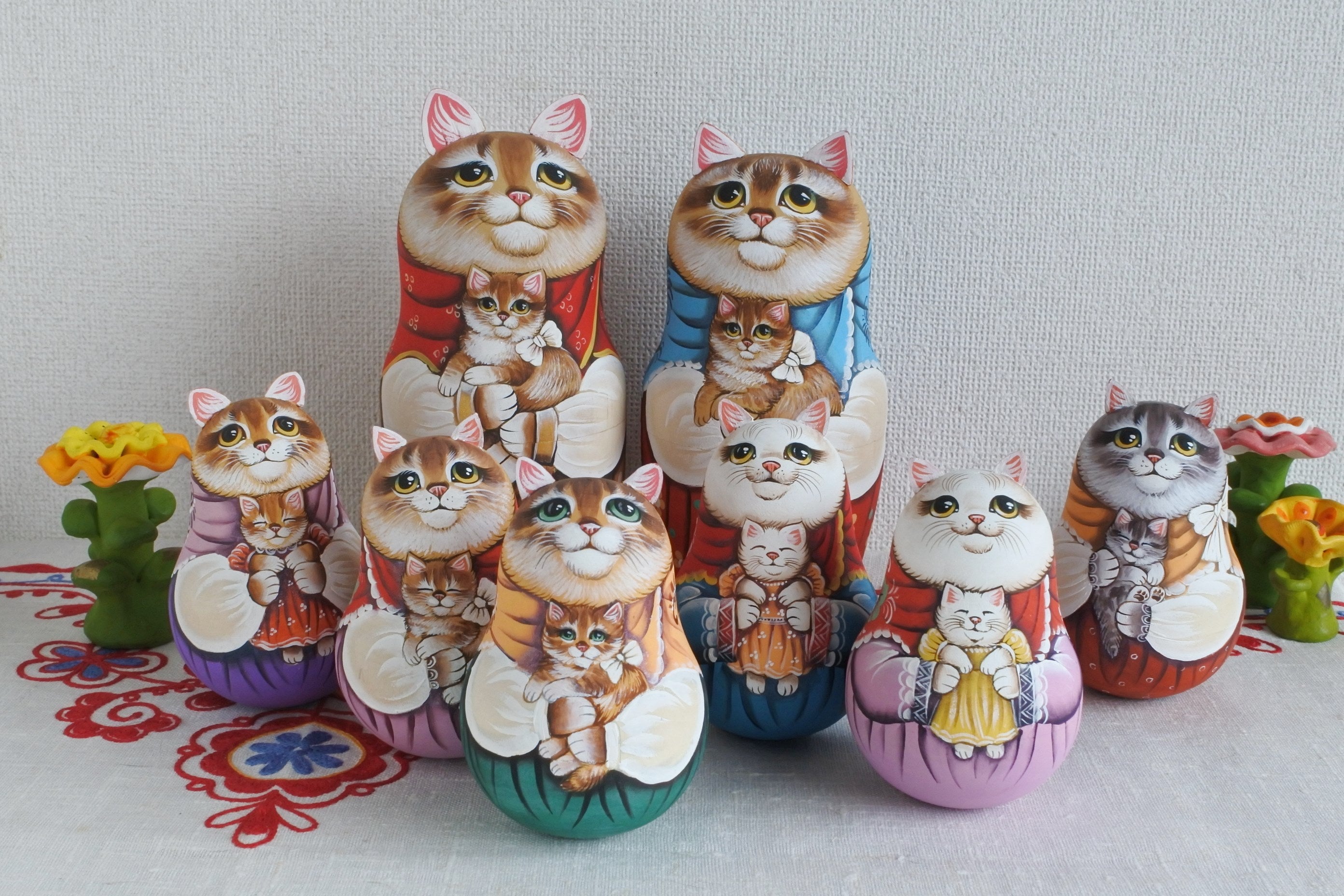 マリア・リューチコワの猫の起き上がりこぼし 茶トラ 作家もの ロシア