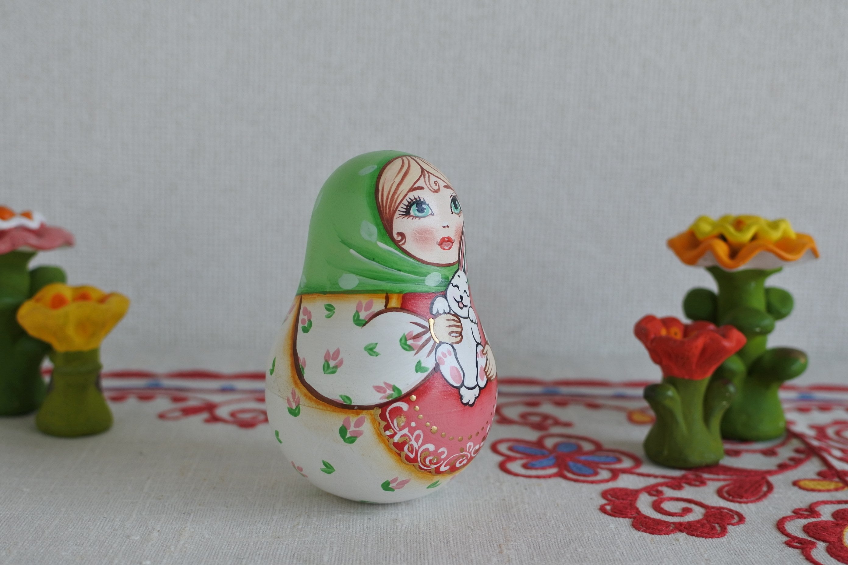 起き上がりこぼし ロシア民芸品 木工 音色 お祝い 贈答品 縁起物