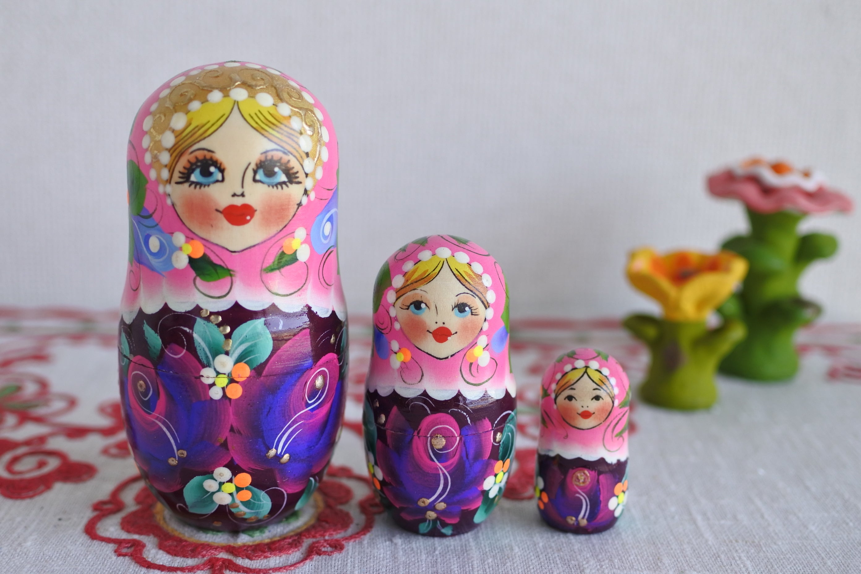 ロシア雑貨 マトリョーシカ 夏のおとぎ話 ピンク パープル 5ピース