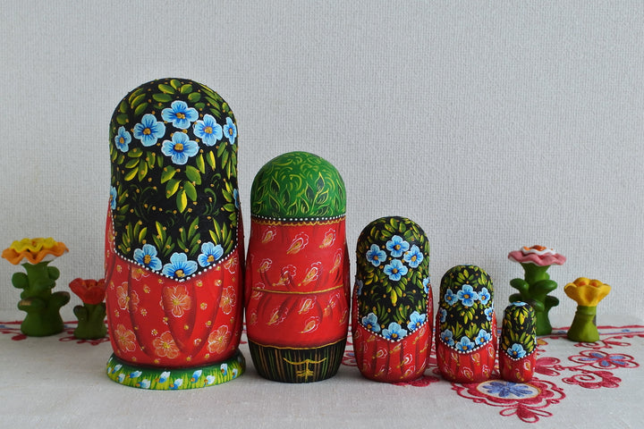 リディヤ・ヴィシュニャフスカのマトリョーシカ　ディミトロフ家の猫　5P