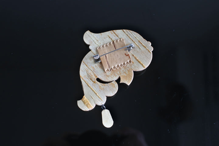 白樺細工ベレスタ　ブローチ　金の魚
