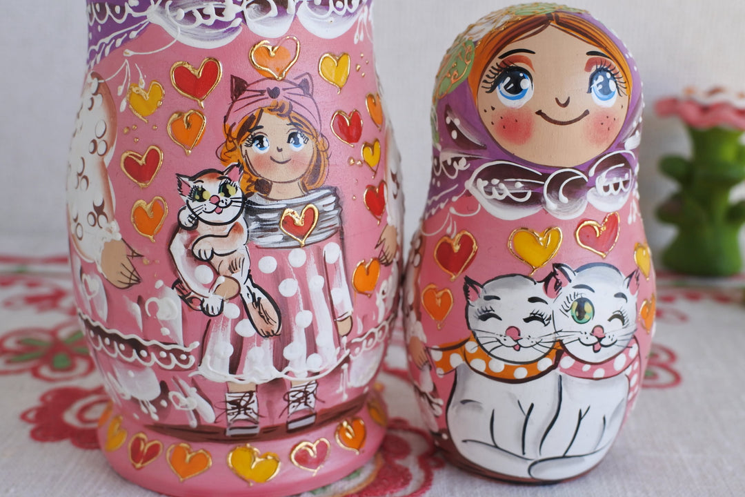セルゲイ・プルードニコフのマトリョーシカ　ルーシーと幸せいっぱいの猫　5P