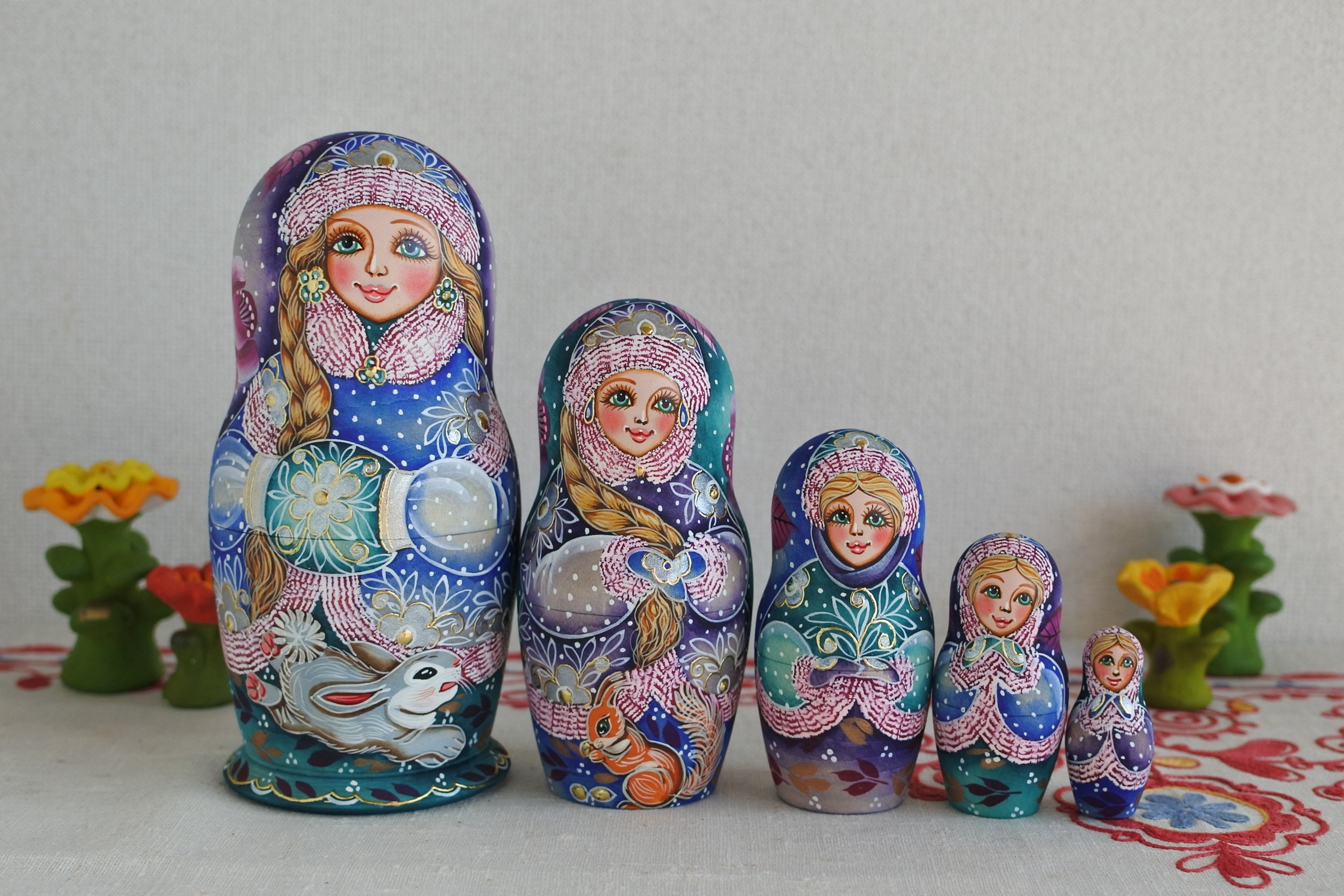 ロシアのクリスマス 冬の使者 ジェドマロース 厳寒爺さん