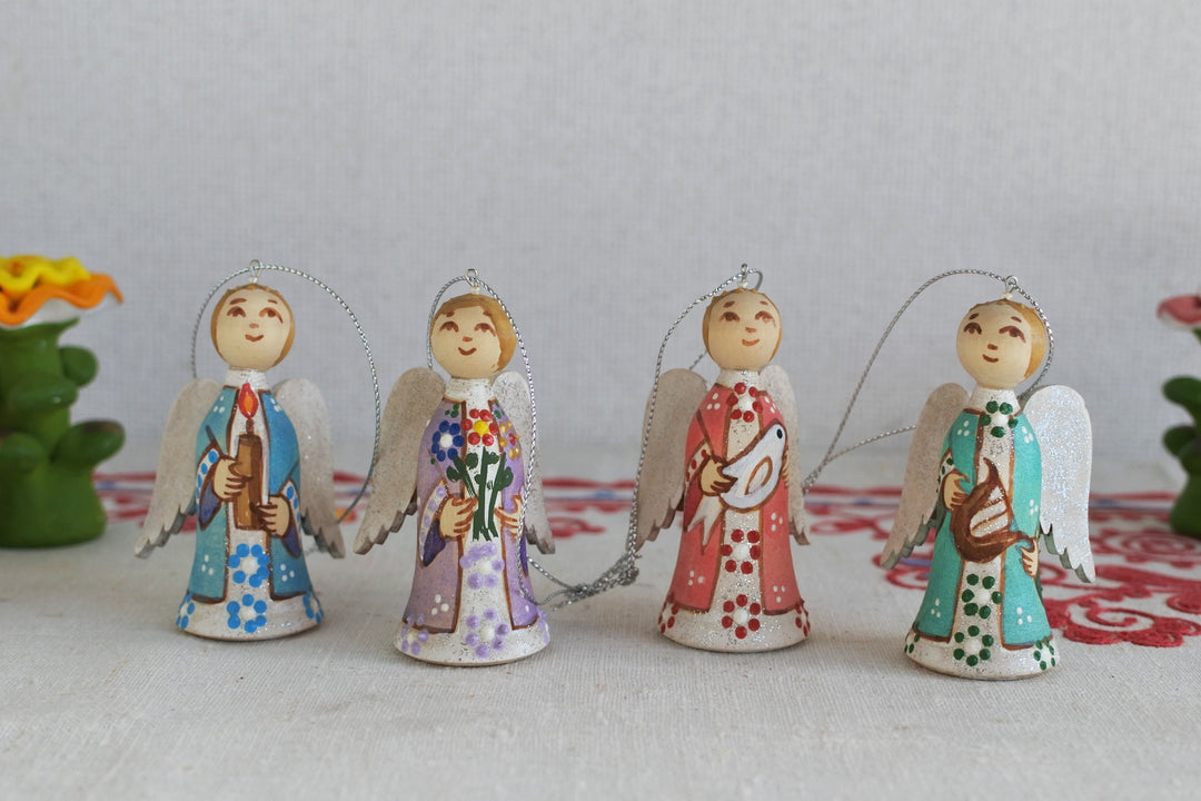 オリガ・アタジャーノワのクリスマスオーナメント　天使