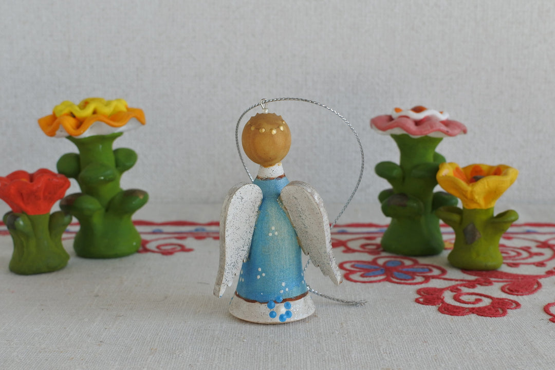 オリガ・アタジャーノワのクリスマスオーナメント　天使