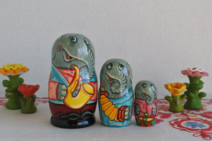マトリョーシカ　ゾウの音楽隊　3P