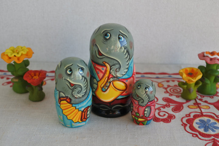 マトリョーシカ　ゾウの音楽隊　3P