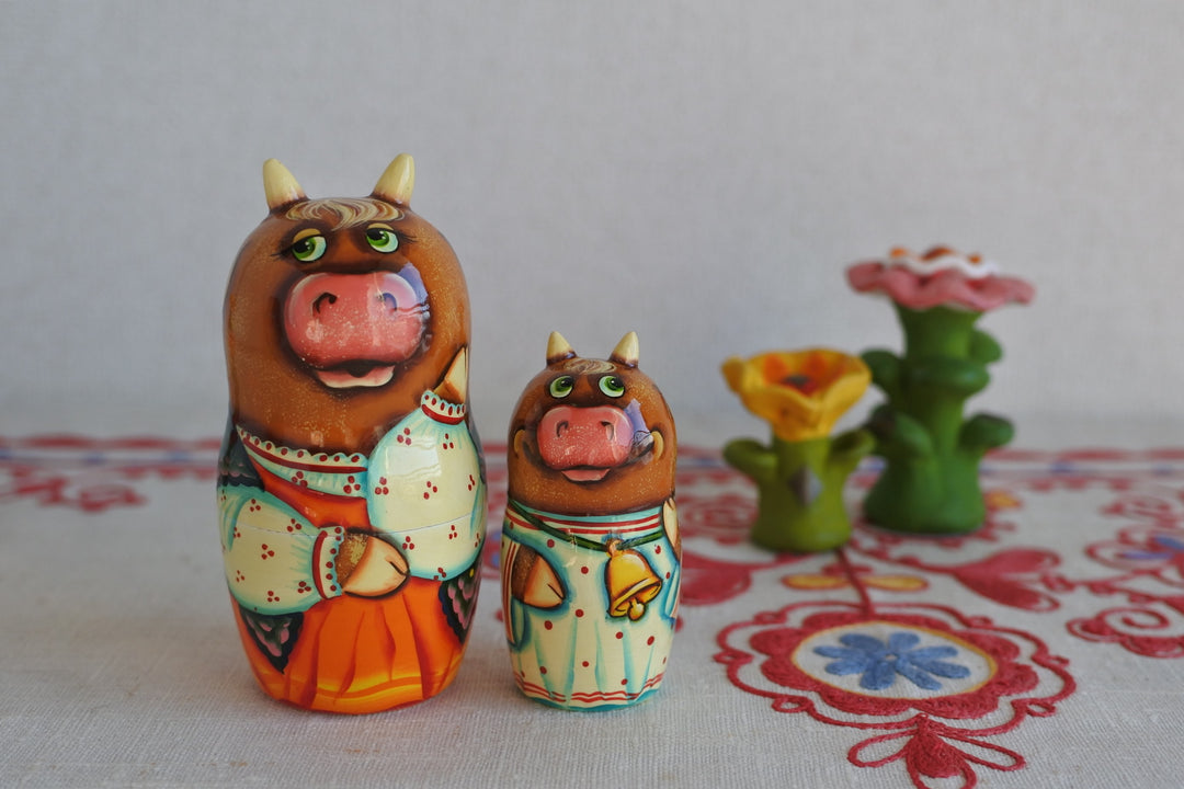 マトリョーシカ　ウシさんの草刈り3P