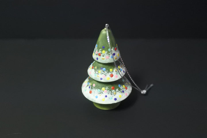 オリガ・アタジャーノワのクリスマスオーナメント　