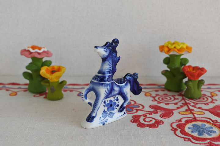 グジェリ陶器　馬　2026午年 　せむしの仔馬