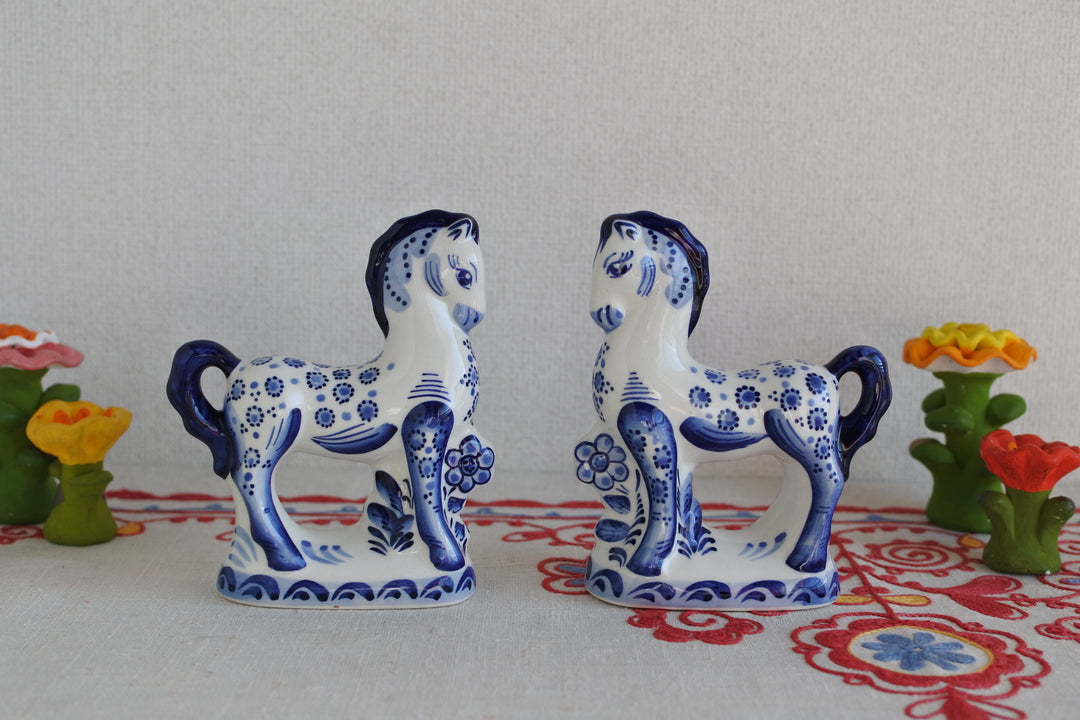 グジェリ陶器　馬　2026午年　まほうの馬