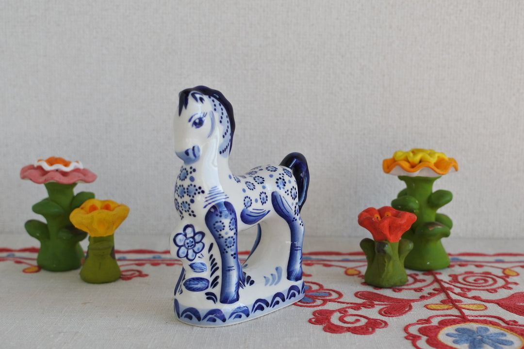 グジェリ陶器　馬　2026午年　まほうの馬