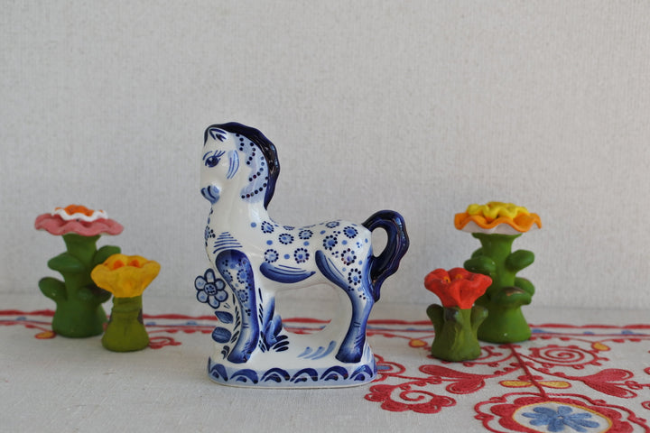 グジェリ陶器　馬　2026午年　まほうの馬