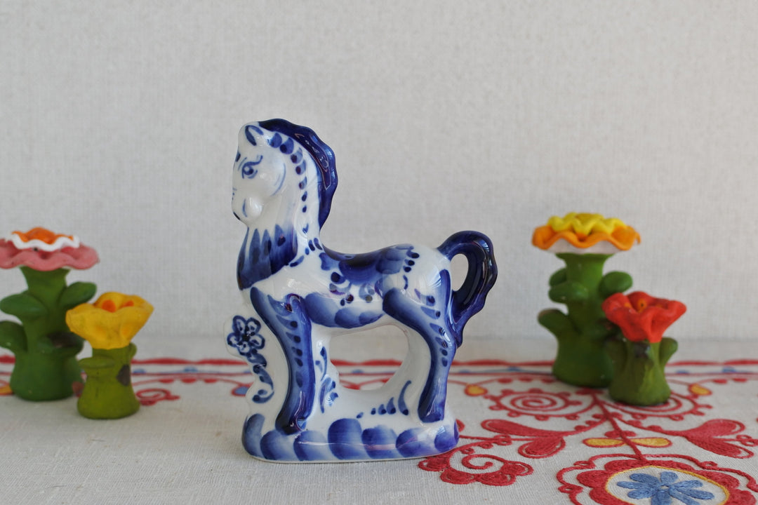 グジェリ陶器　馬　2026干支午　カザックの馬