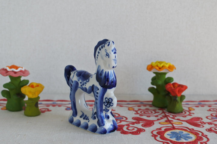 グジェリ陶器　馬　2026干支午　カザックの馬