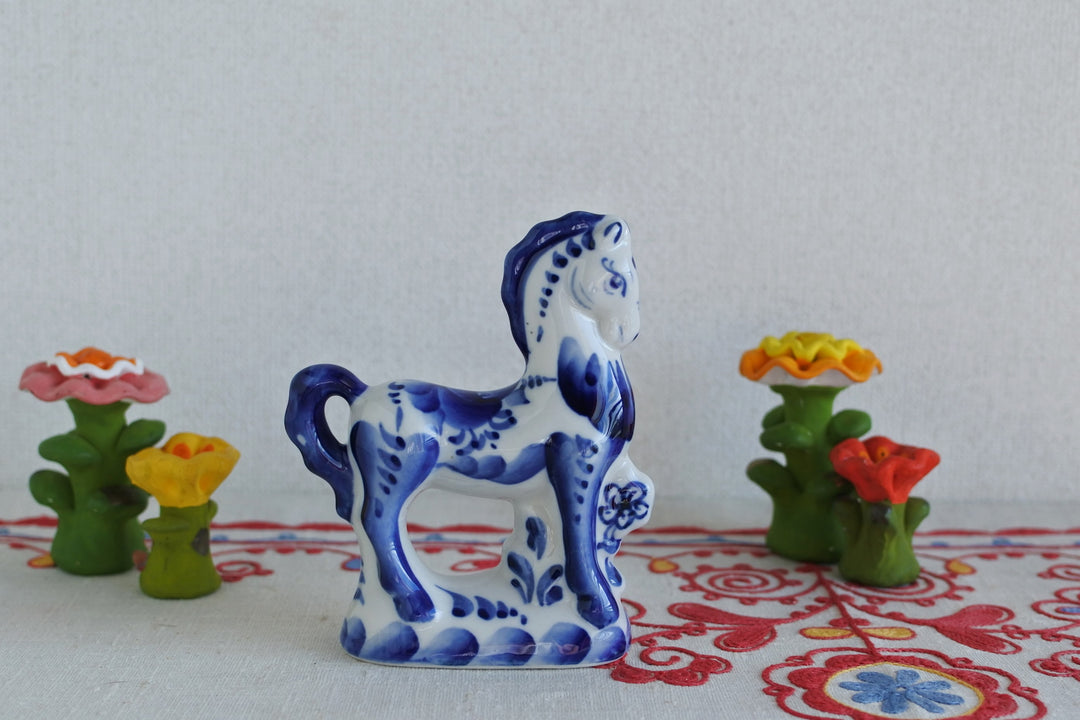 グジェリ陶器　馬　2026干支午　カザックの馬