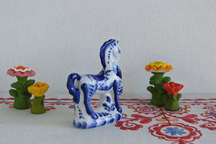 グジェリ陶器　馬　2026干支午　カザックの馬