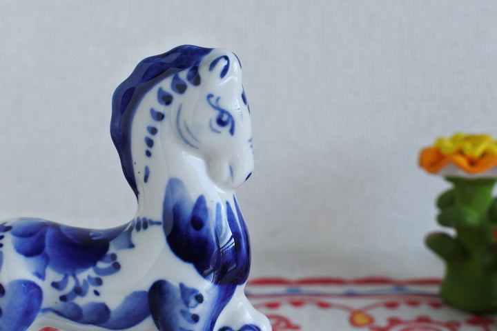 グジェリ陶器　馬　2026干支午　カザックの馬