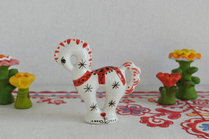 ベショーリ陶磁器工房　朱の馬　2026干支午