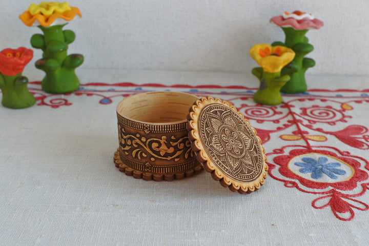 白樺細工ベレスタ　小箱　アムールの蓮