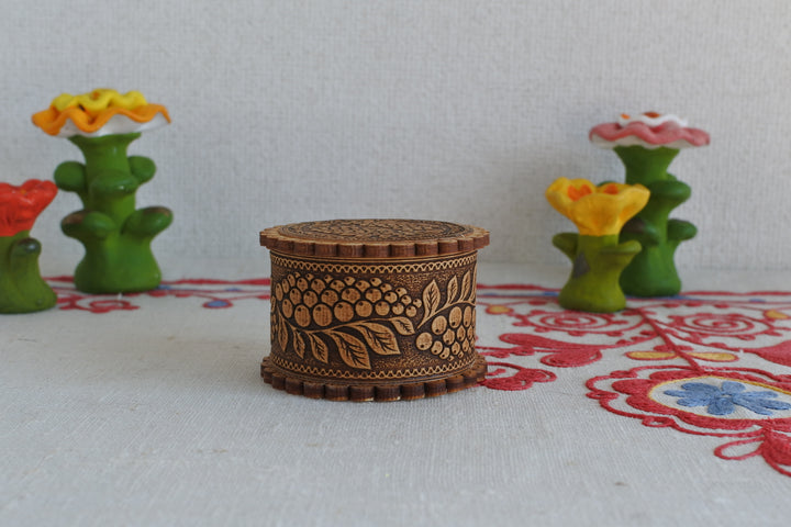 白樺細工ベレスタ　小箱　ななかまど